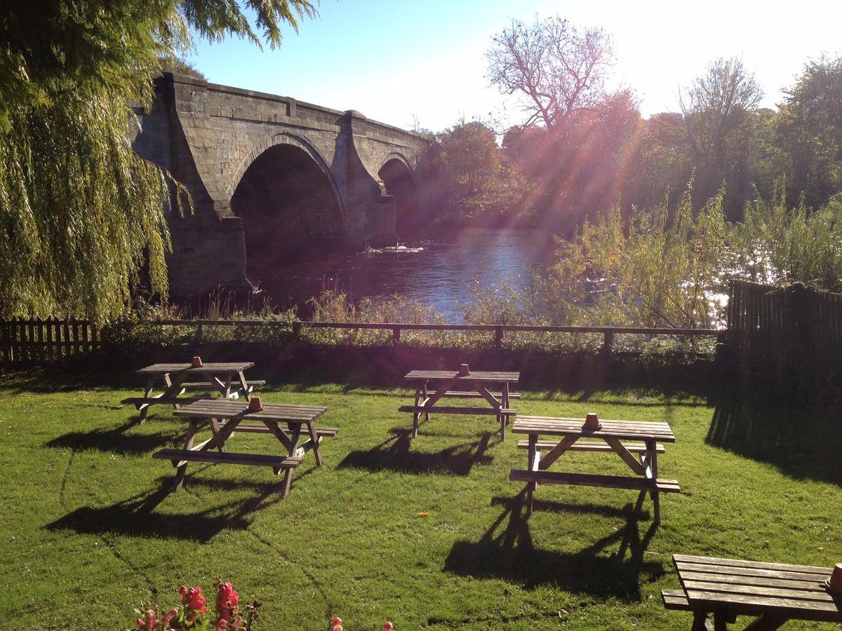 The Bull Inn West Tanfield Ripon Bagian luar foto