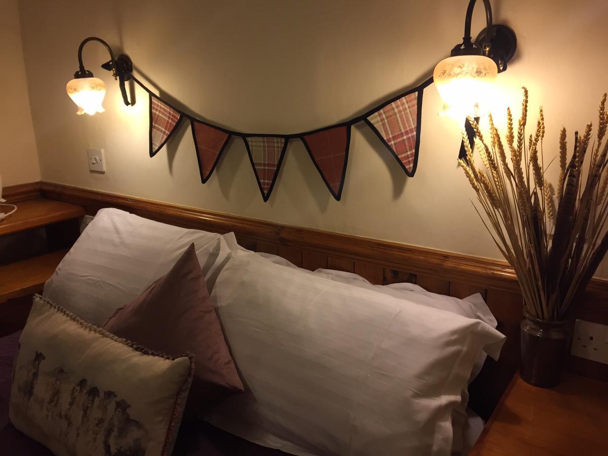 The Bull Inn West Tanfield Ripon Bagian luar foto
